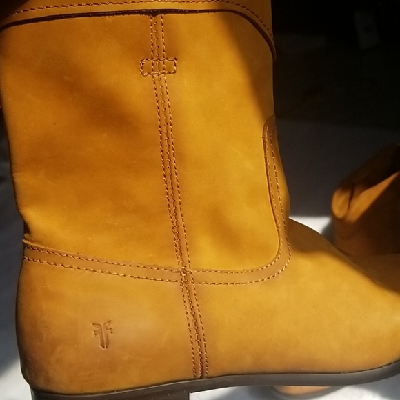 FRYE Leather Short Western Boots - Picture 15 of 16